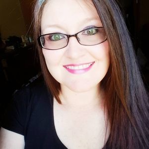 Meet your Posher, Anita